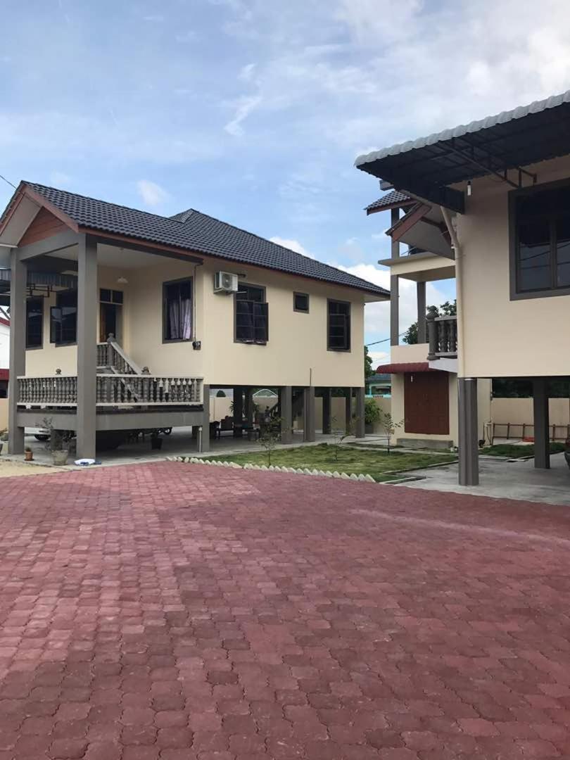 Teratak Tok Wan 1 And 2 Villa Kota Bharu Oda fotoğraf